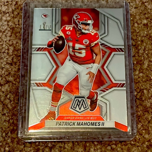 Super MVP Patrick Mahomes card - Picture 1 of 2